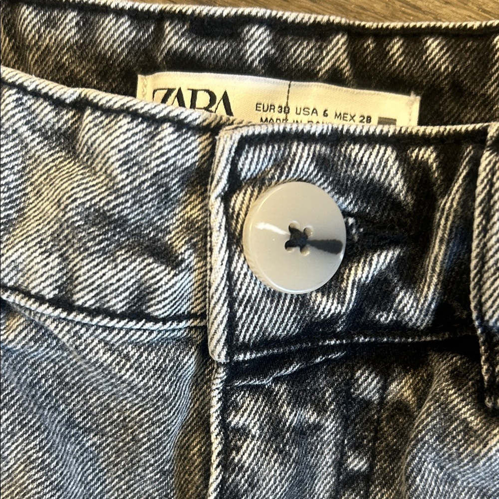 Zara Stonewashed Wide Leg Jeans Gray Acid Wash US Size 6 - Picture 6 of 8